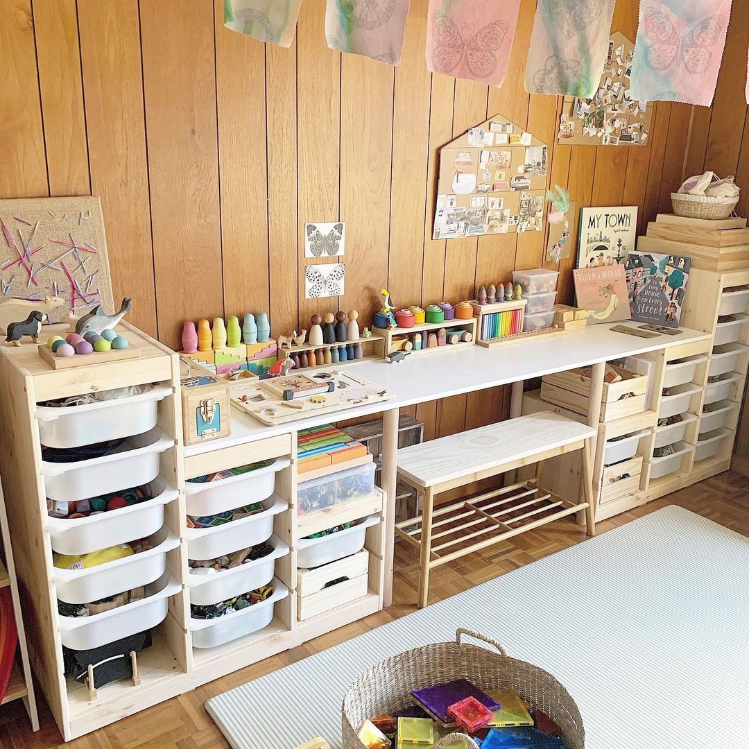 Creative Corners - Inspiring Desk Setups for Little Learners